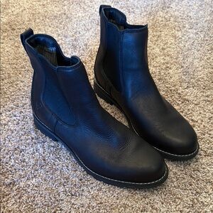 Worn Once - Ariat Black Leather Boots - Size 11